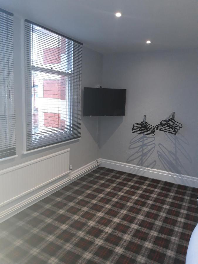 Cross Hands Hotel Newport  Extérieur photo